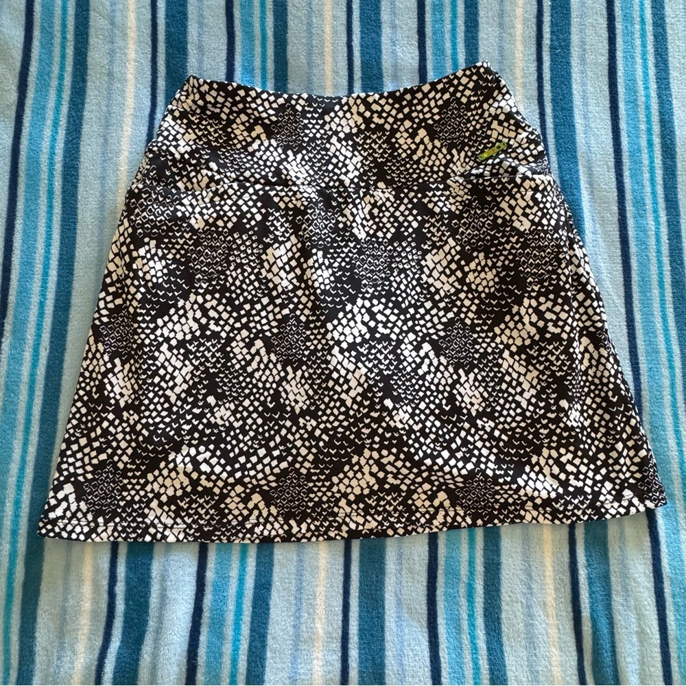SWING CONTROL LADIES GOLF SKIRT SKORT - SIZE 8